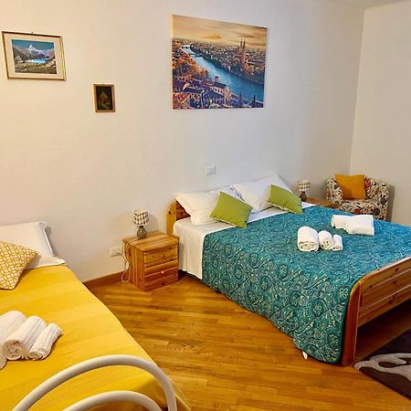 Polly'S Apartment 3 Floor فيرونا المظهر الخارجي الصورة
