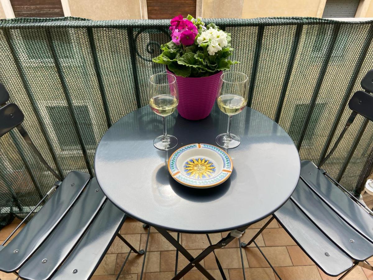 Polly'S Apartment 3 Floor فيرونا المظهر الخارجي الصورة